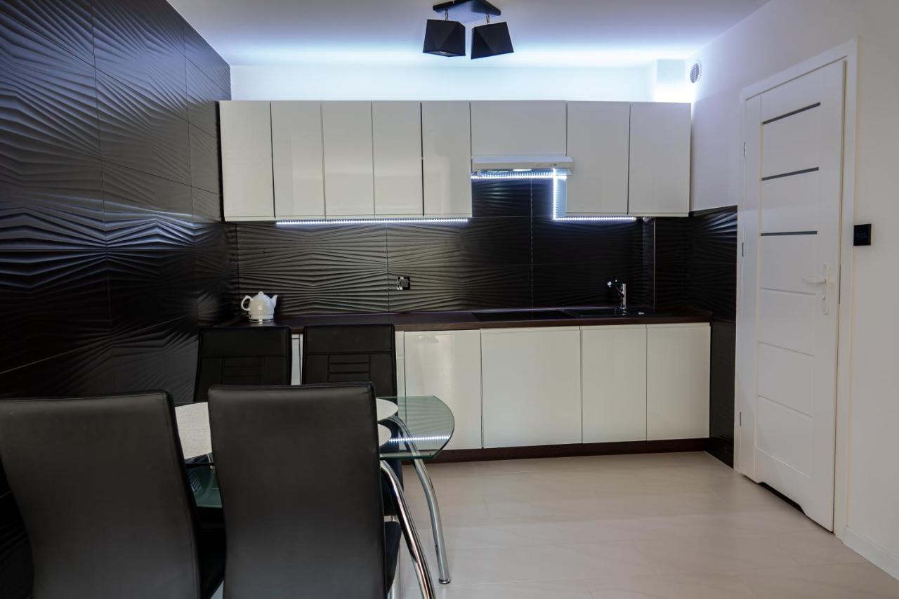 Nowy Apartament Z Duzym Tarasem I Parkingiem Swinemünde Exterior foto
