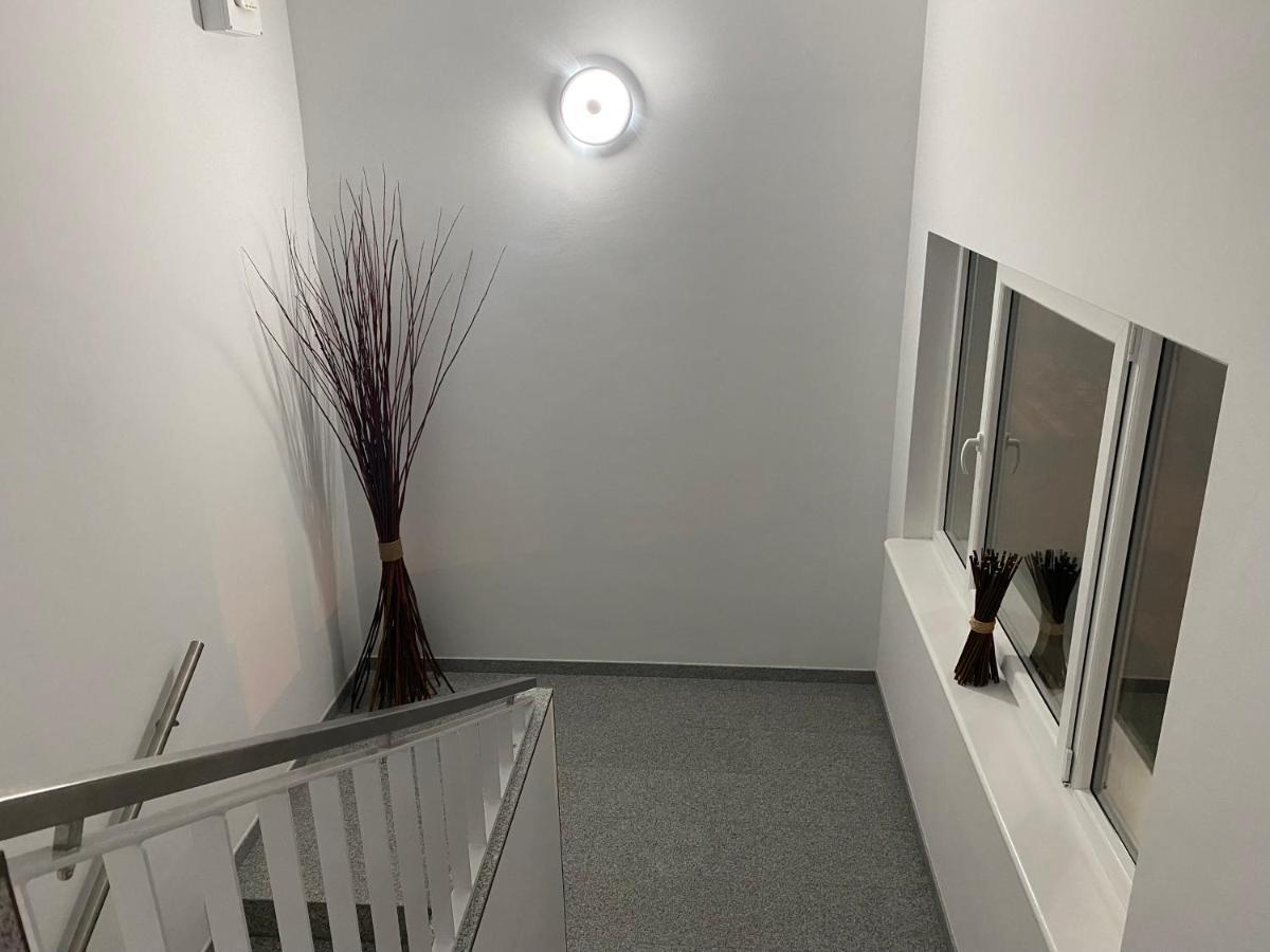 Nowy Apartament Z Duzym Tarasem I Parkingiem Swinemünde Exterior foto
